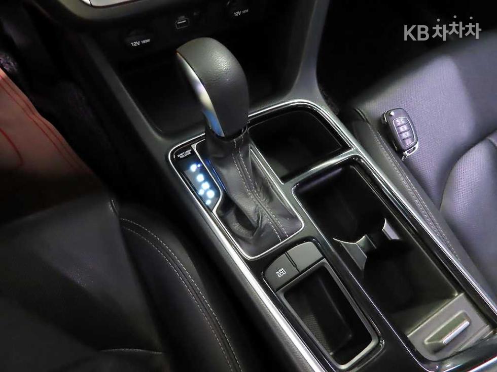 Hyundai Sonata — miniaturë 13