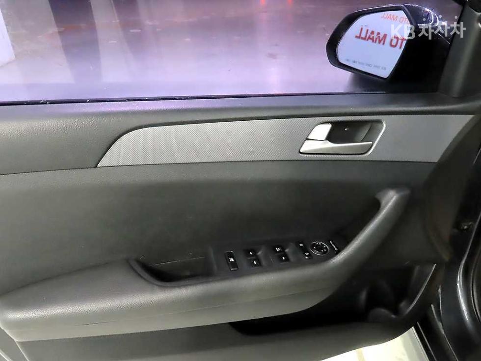 Hyundai Sonata — miniaturë 14