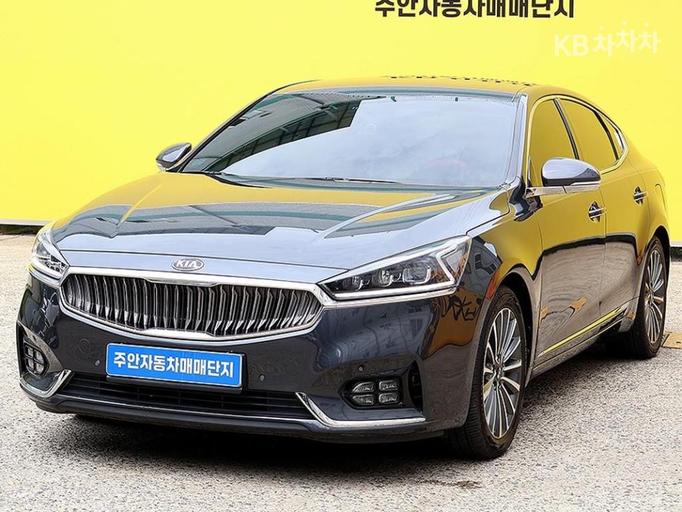 2018 - kia k7