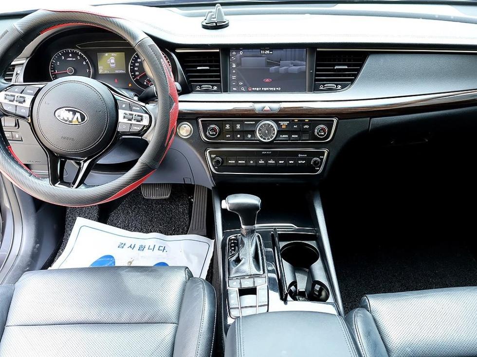 2018 - kia k7