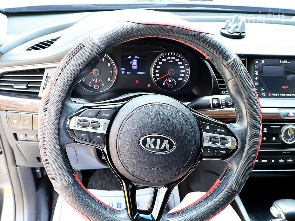 2018 - kia k7