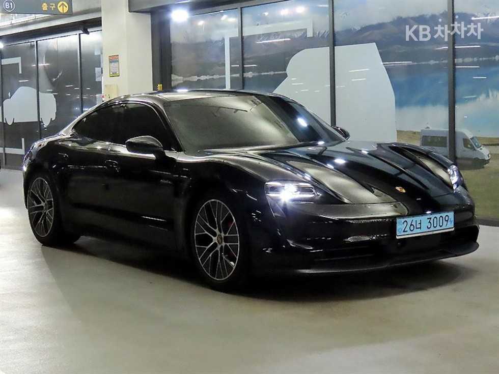 포르쉐 Taycan 4S