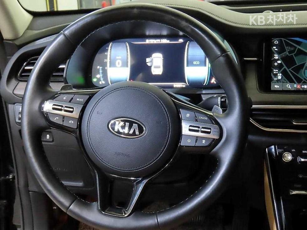 2021 - kia k7