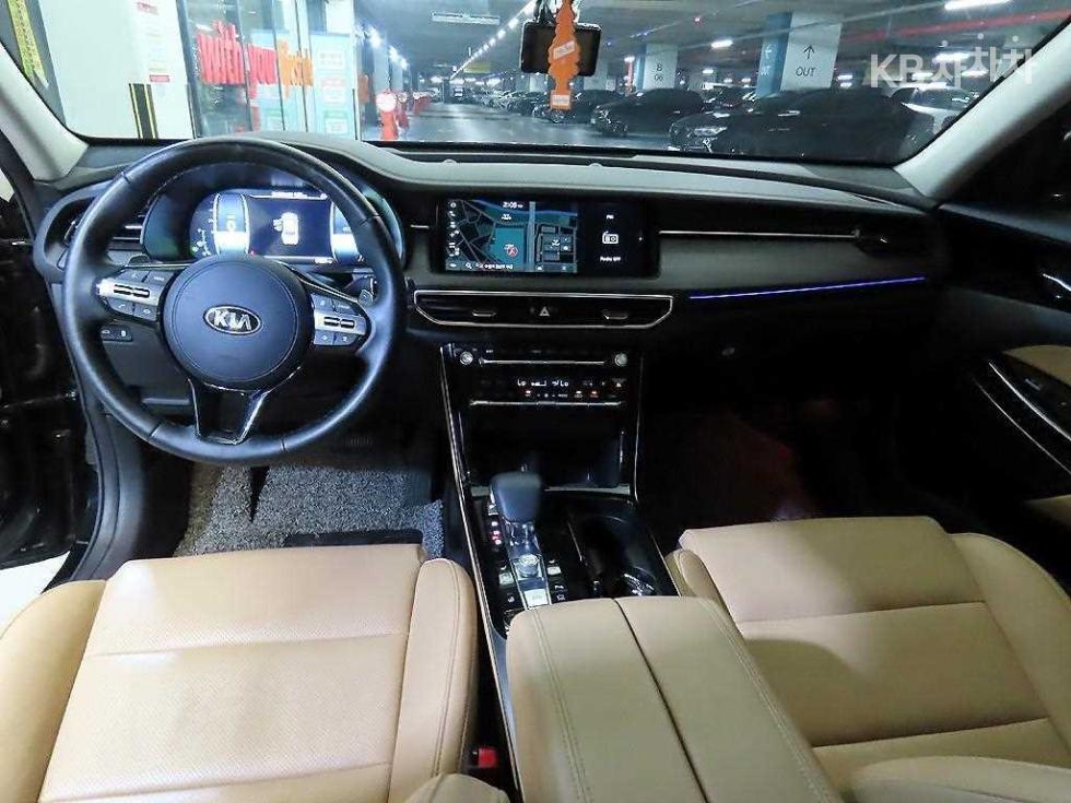 2021 - kia k7