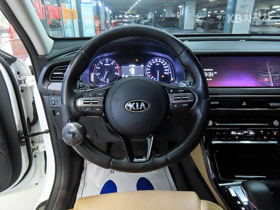 2020 - kia k7