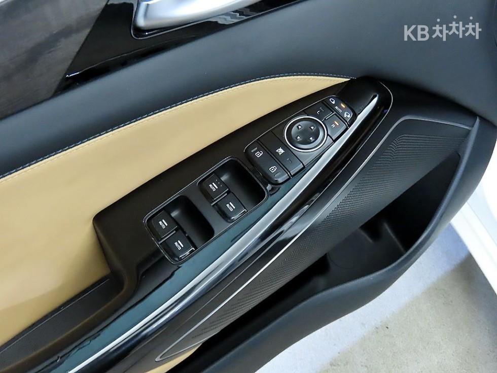 2020 - kia k7