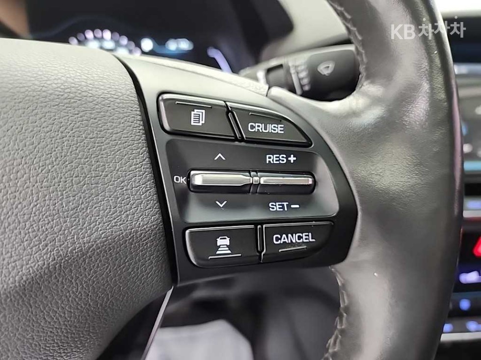 2016 - hyundai ioniq