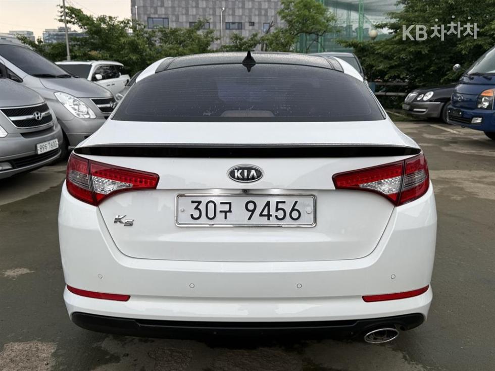 2011 - kia k5