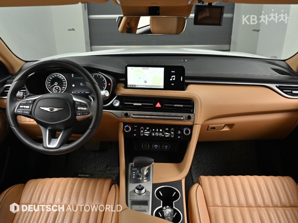 2023 Genesis G70 photo