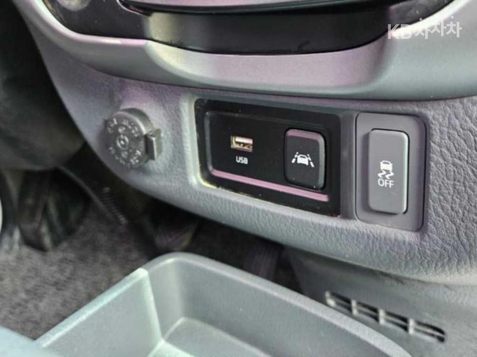 2022 - kia bongo iii
