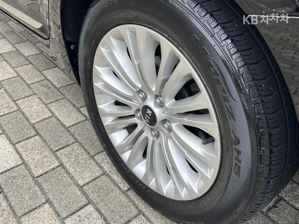 2013 - kia k7