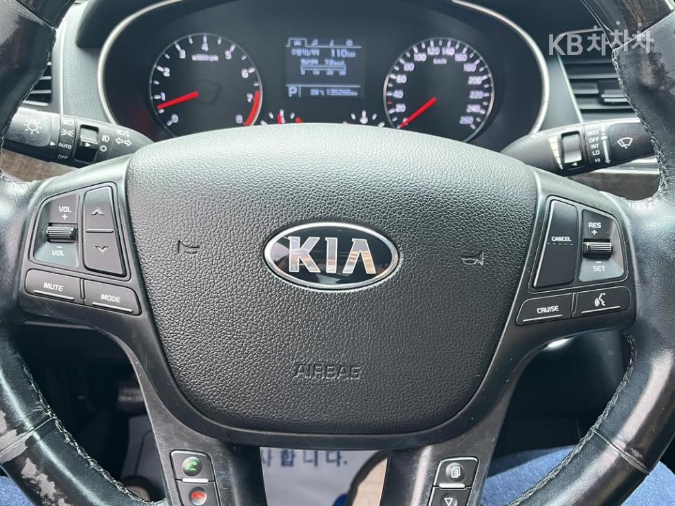 2013 - kia k7