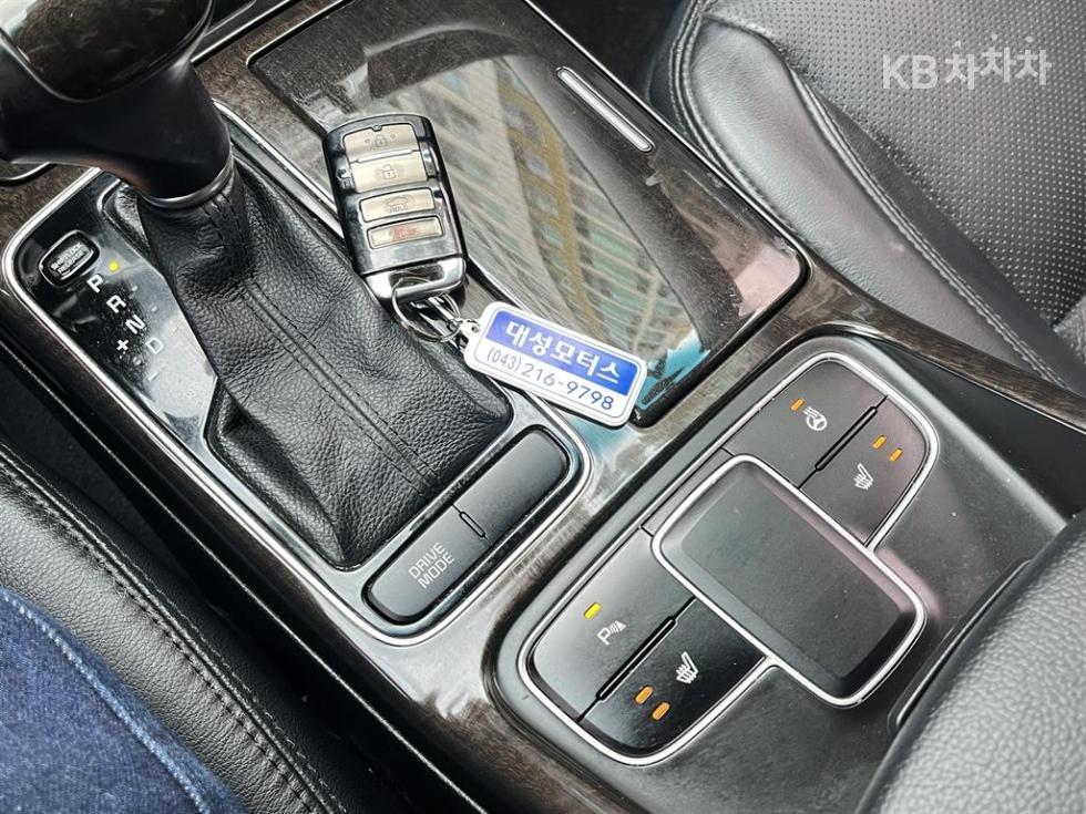 2013 - kia k7