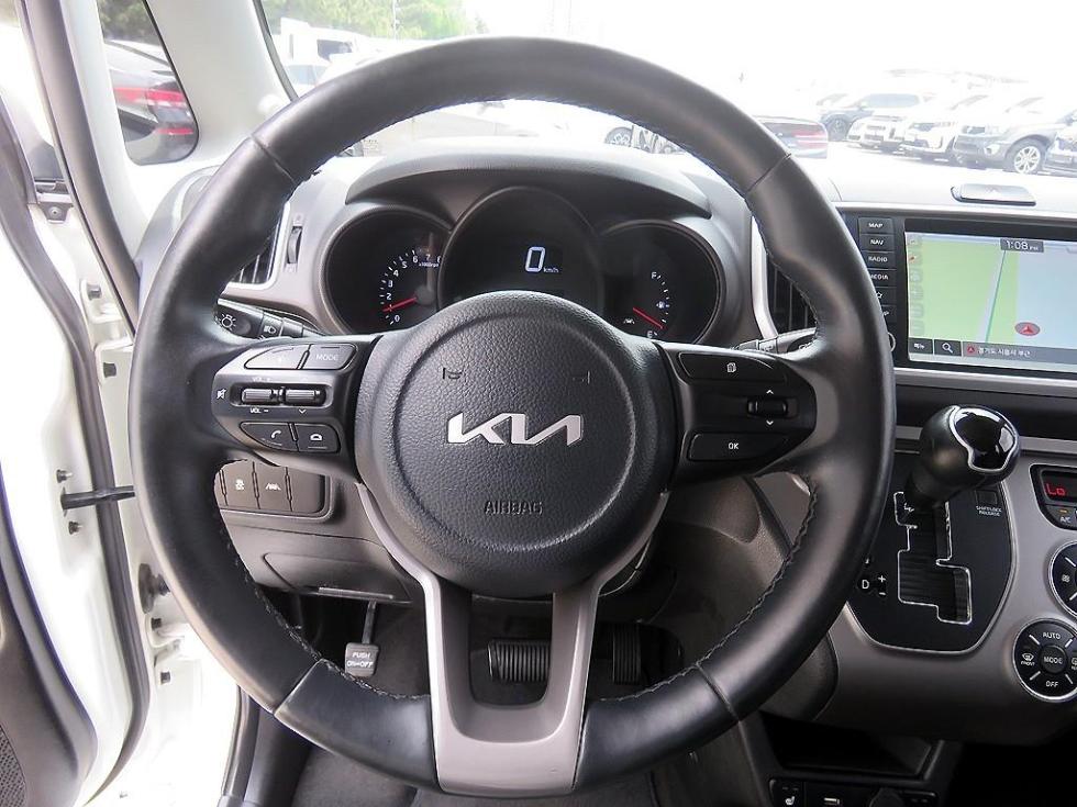 2022 - kia ray