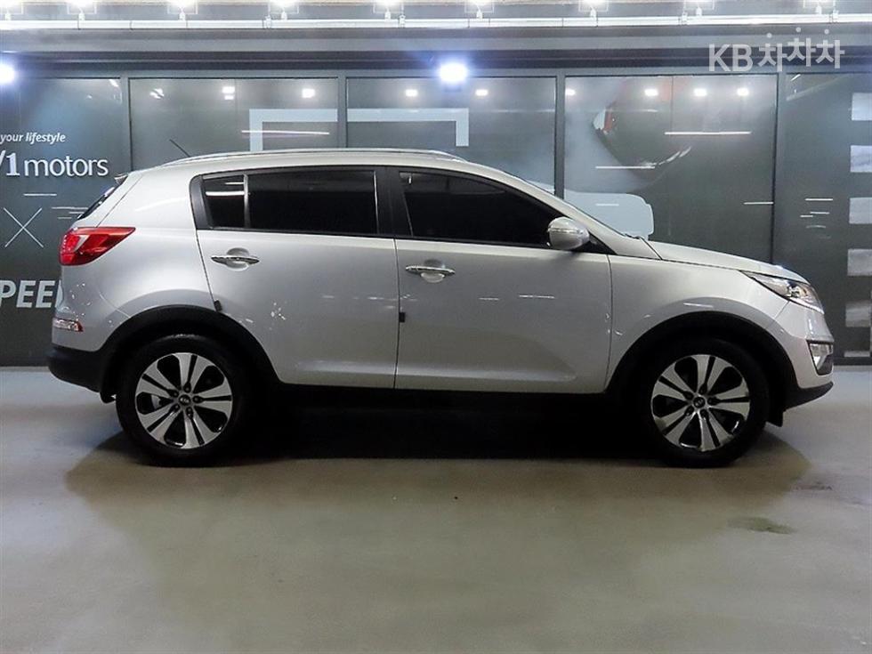 2012 - kia sportage