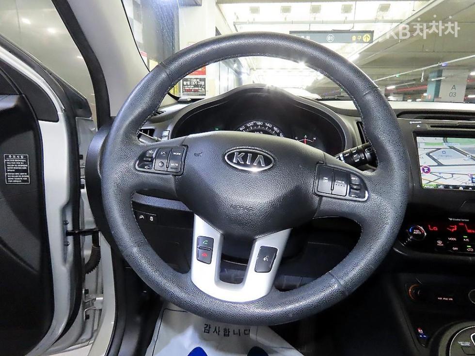 2012 - kia sportage