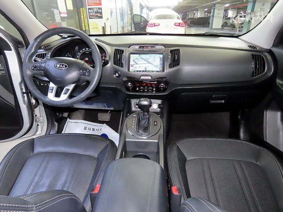 2012 - kia sportage
