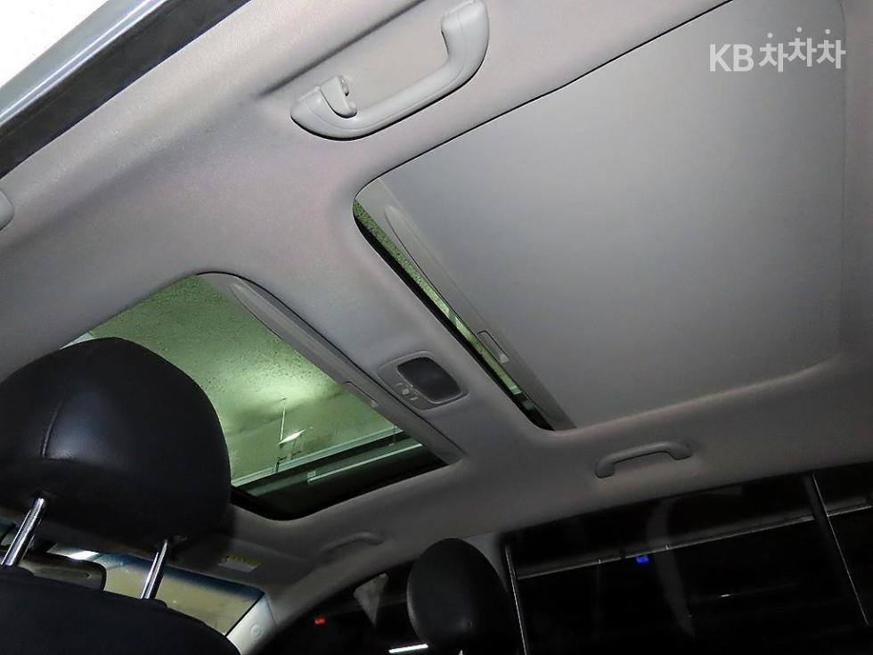 2012 - kia sportage