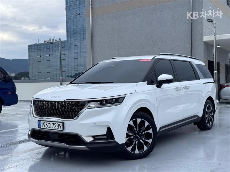 2023 Kia carnival G3.5 GDI 7-seater outdoor