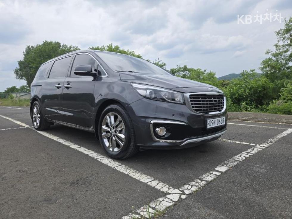 2017 - kia carnival