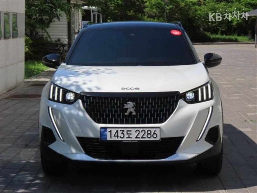 2023 peugeot 2008