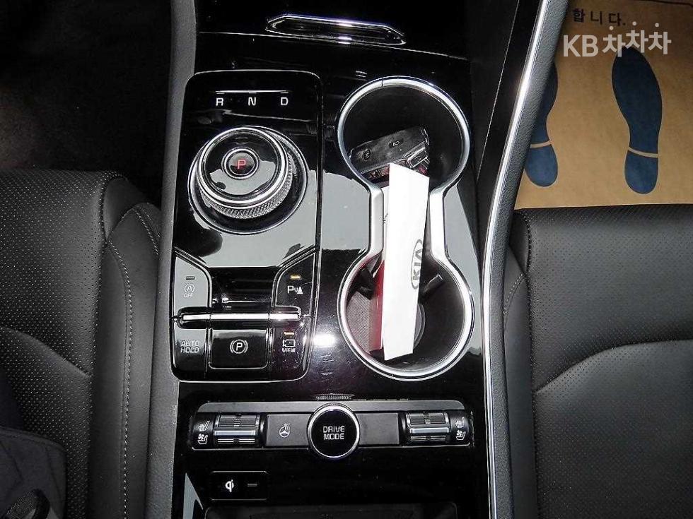 2020 - kia k5