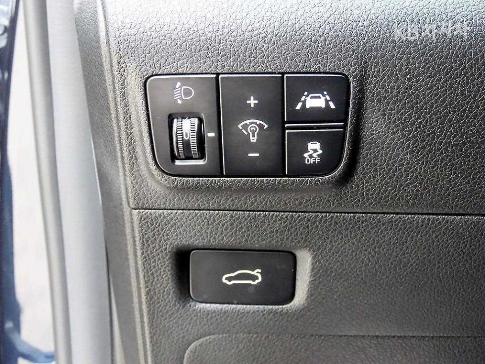 2020 - kia k5