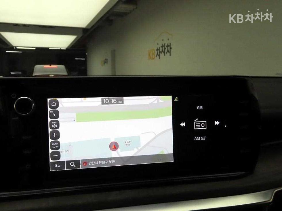 2022 - kia k5