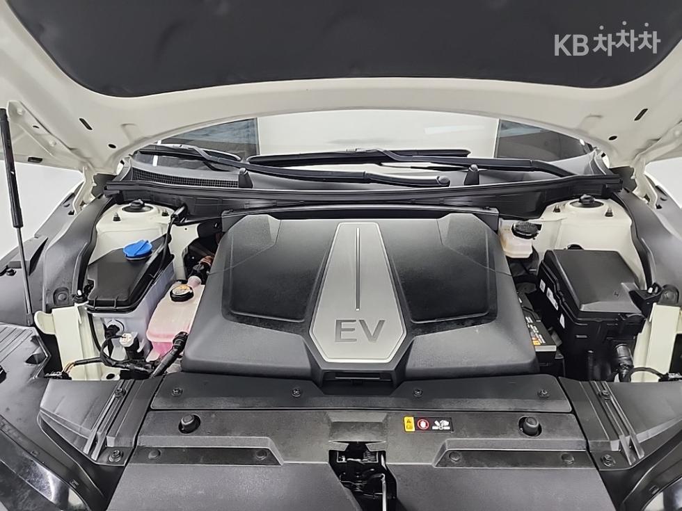 2022 - kia ev6