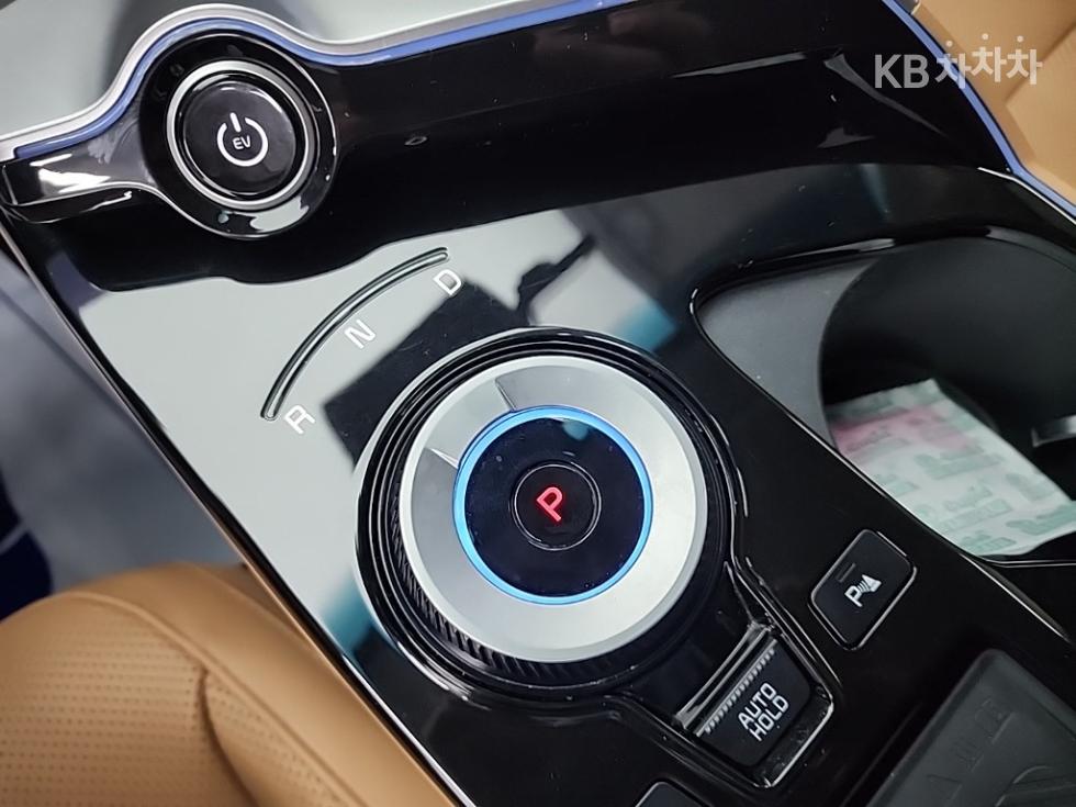 2022 - kia ev6