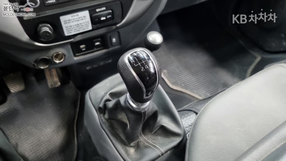 2024 - kia bongo iii