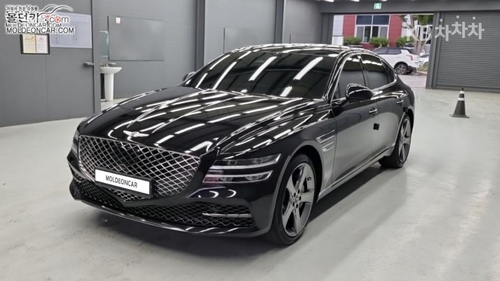 2022 Genesis G80 2.5 T-GDi AWD