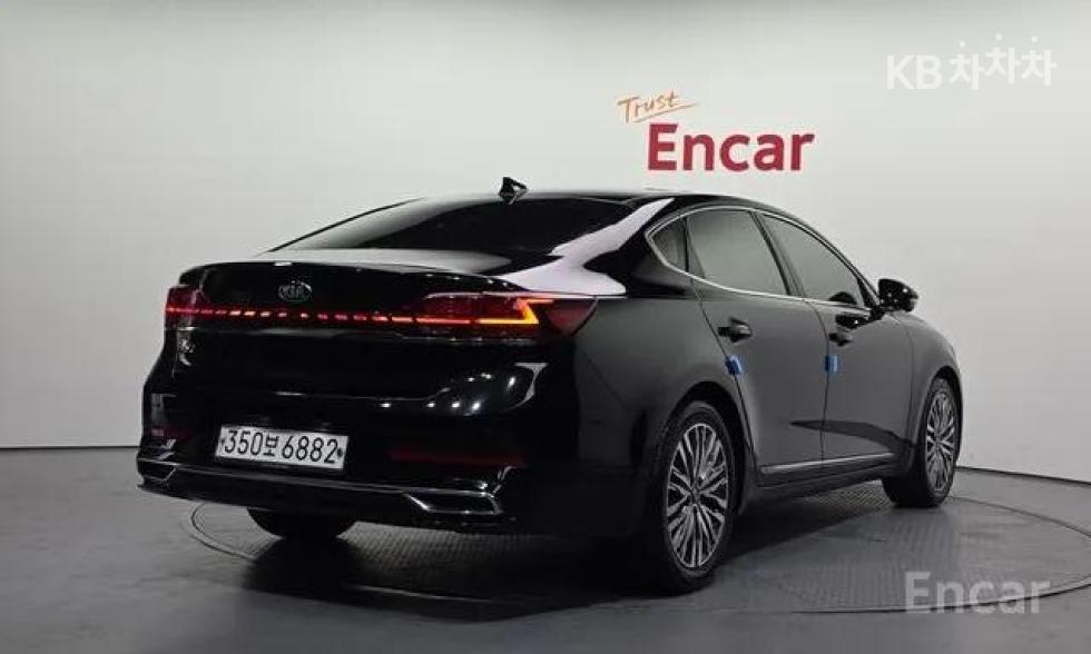 2020 - kia k7