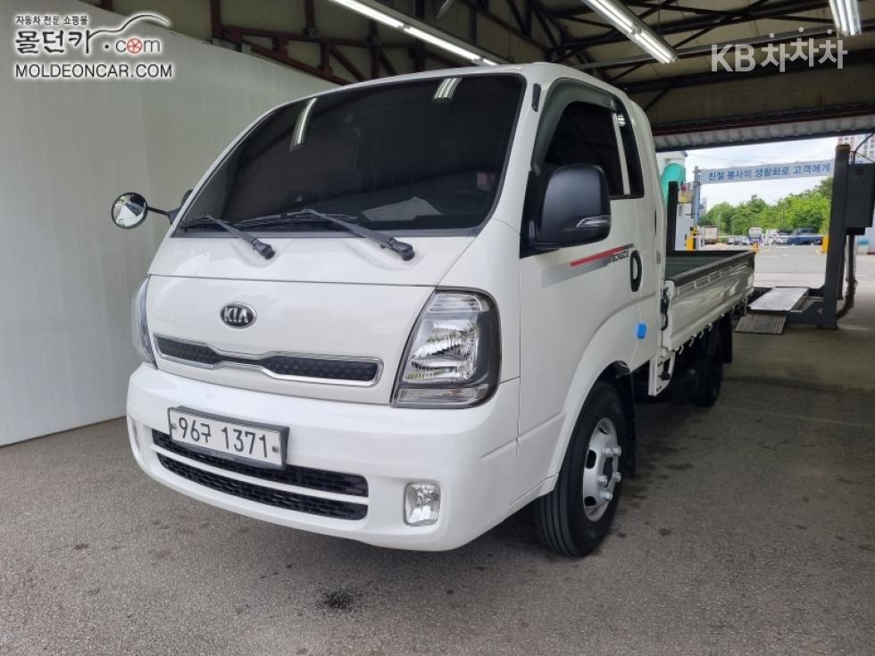 2020 - kia bongo iii