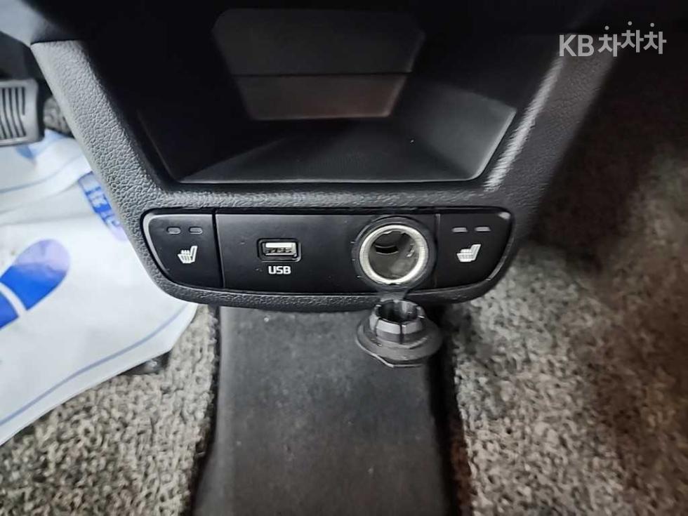 2021 - kia ray