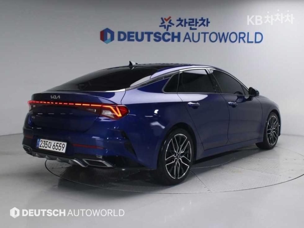 2023 - kia k5