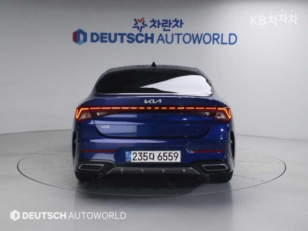 2023 - kia k5