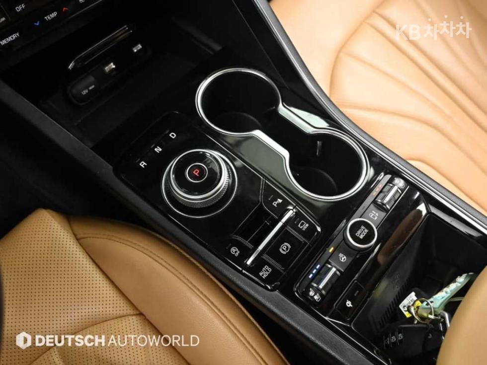 2023 - kia k5