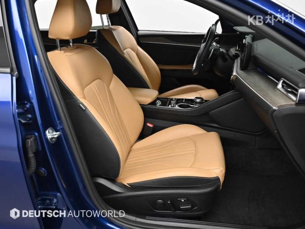 2023 - kia k5