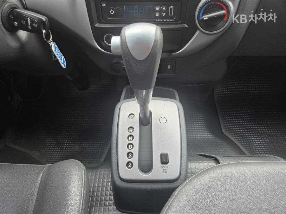 2016 - kia bongo iii