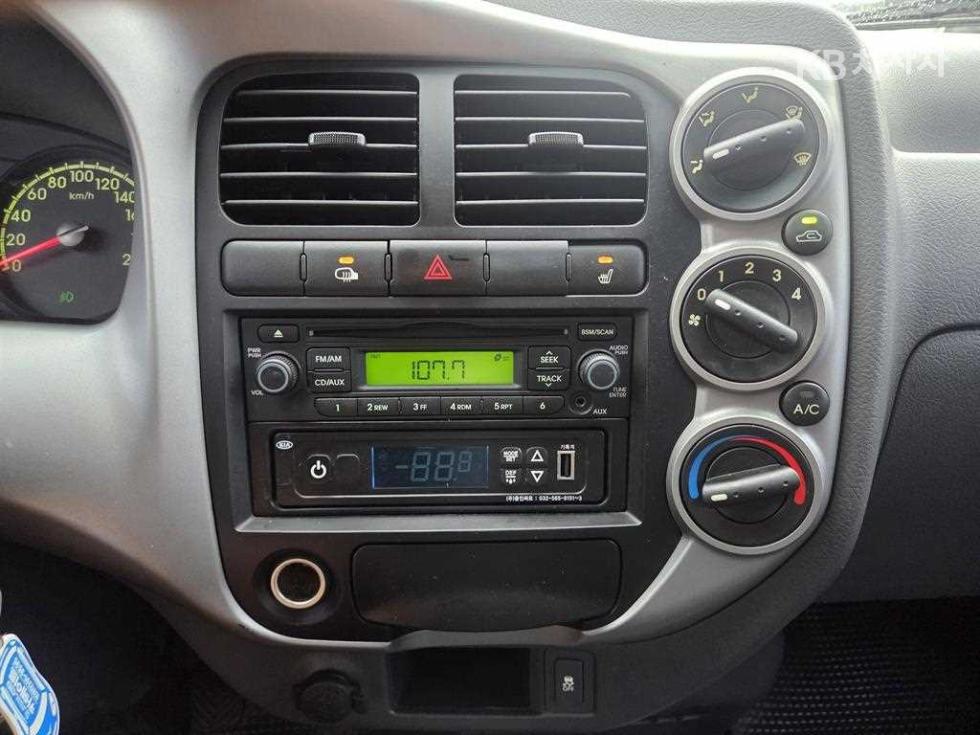 2016 - kia bongo iii