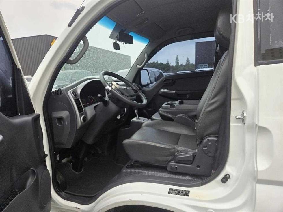 2016 - kia bongo iii
