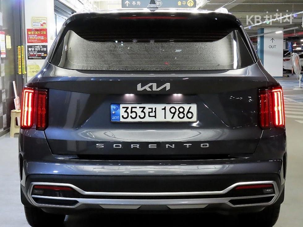 2022 - kia sorento