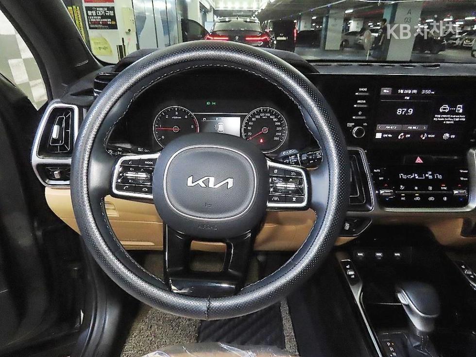 2022 - kia sorento