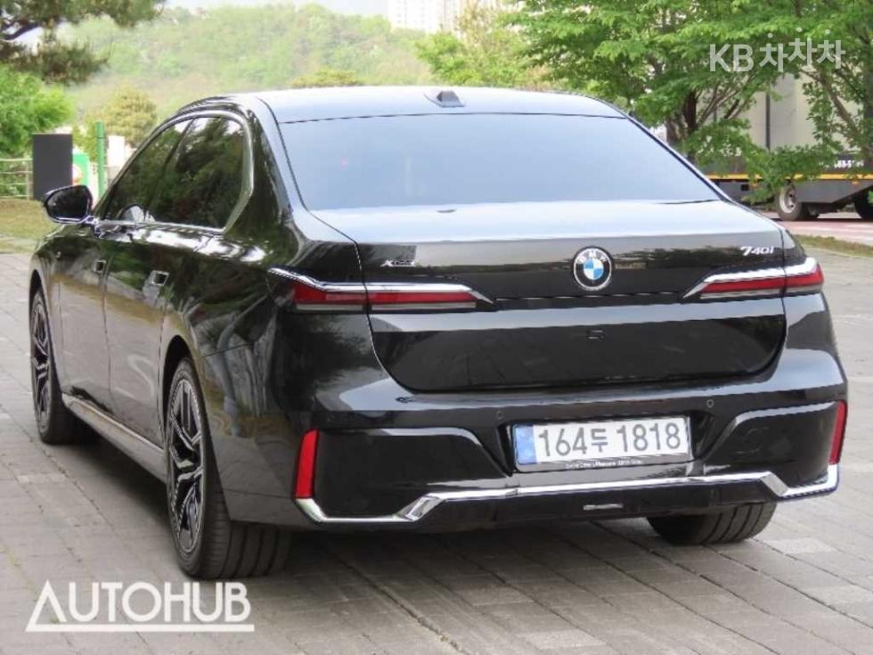 BMW 7er — miniaturë 4