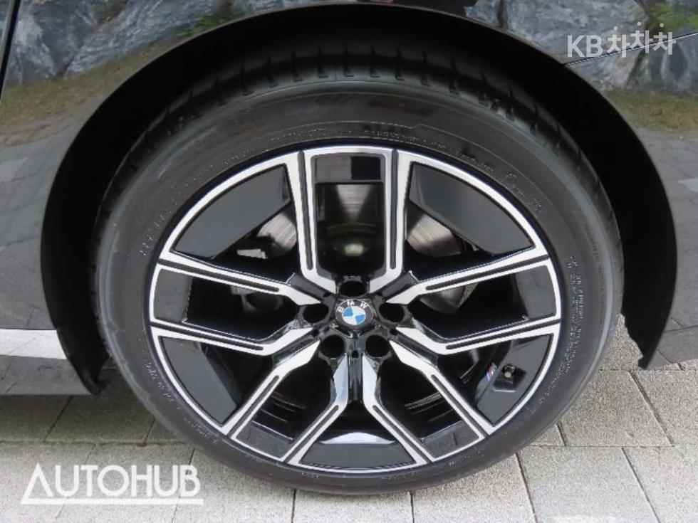 BMW 7er — miniaturë 18
