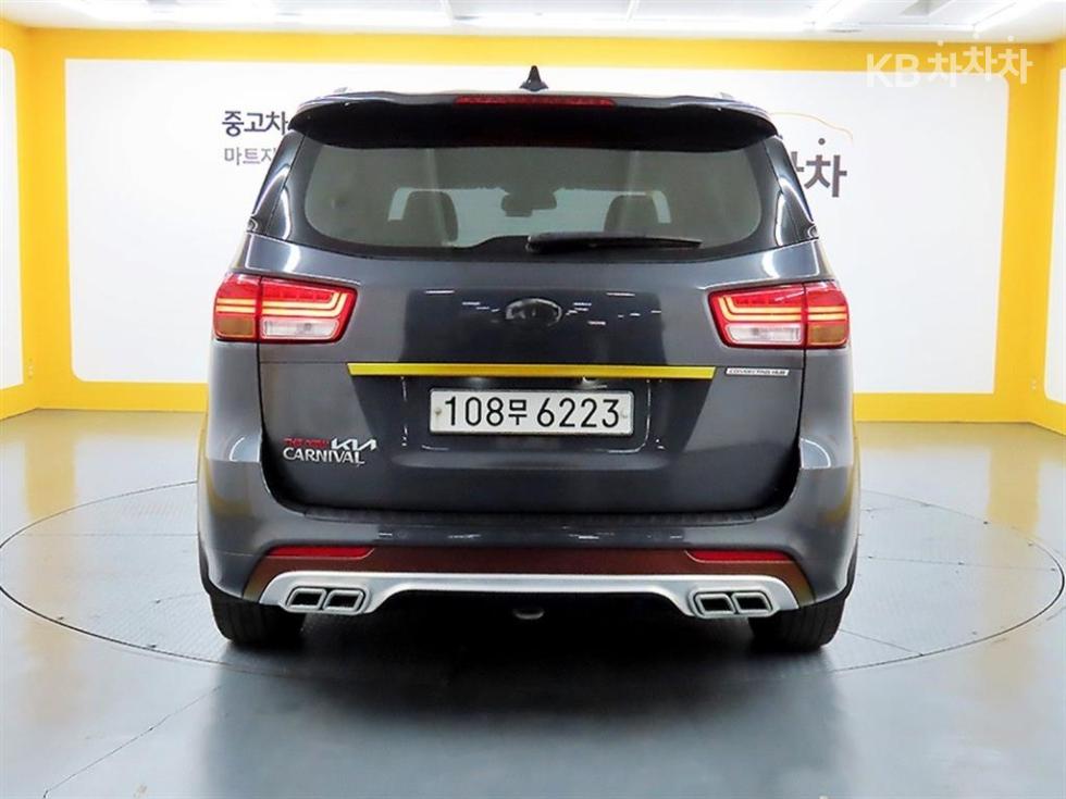 2017 - kia carnival