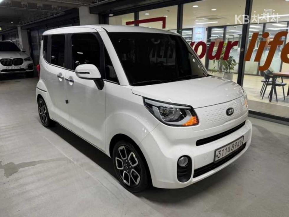 2021 - kia ray