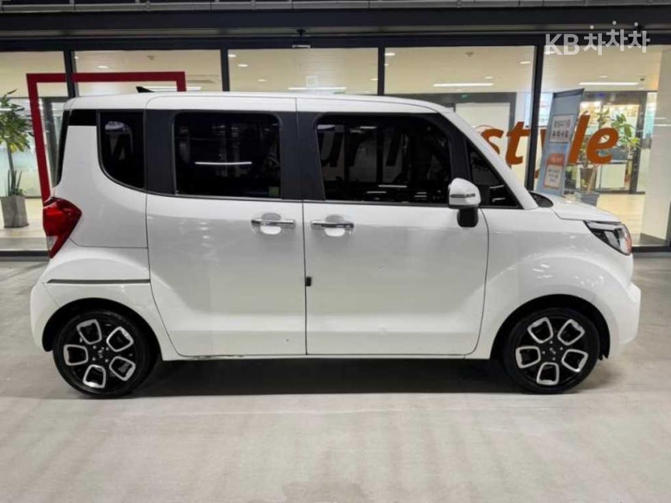 2021 - kia ray