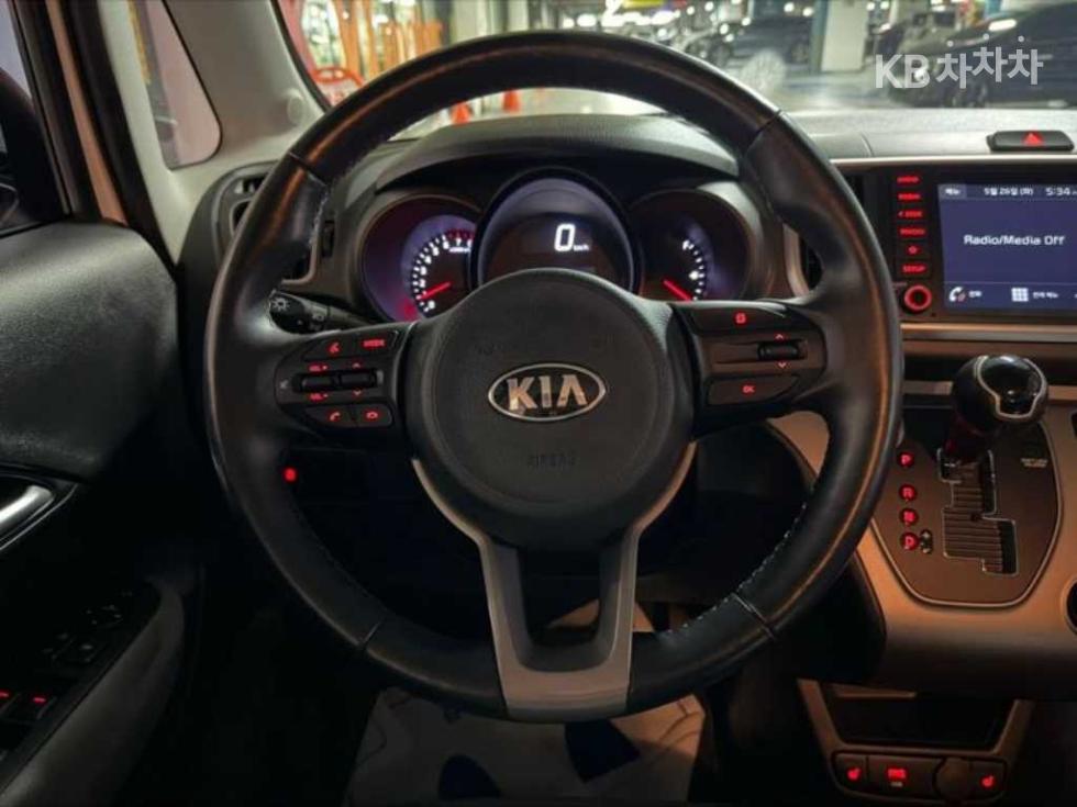 2021 - kia ray